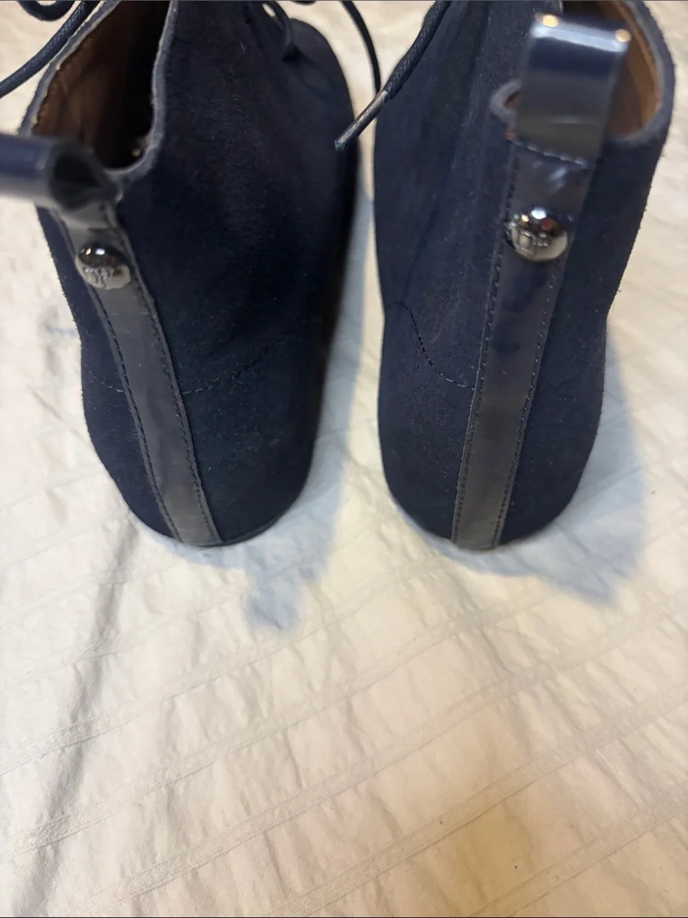 NWOT Women’s Donald Pliner Deep Navy Suede “Chukka” Booties